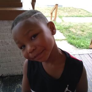 Meet your Posher, Yolanda